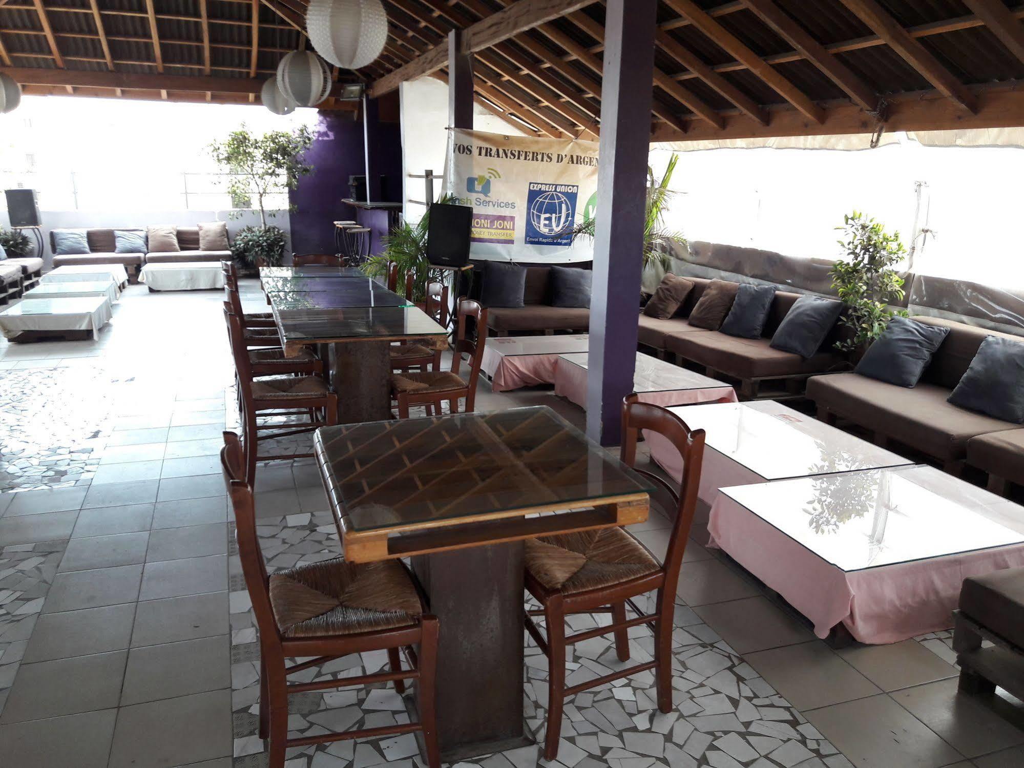 Residence De La Porte Du Millenaire 다카르 외부 사진