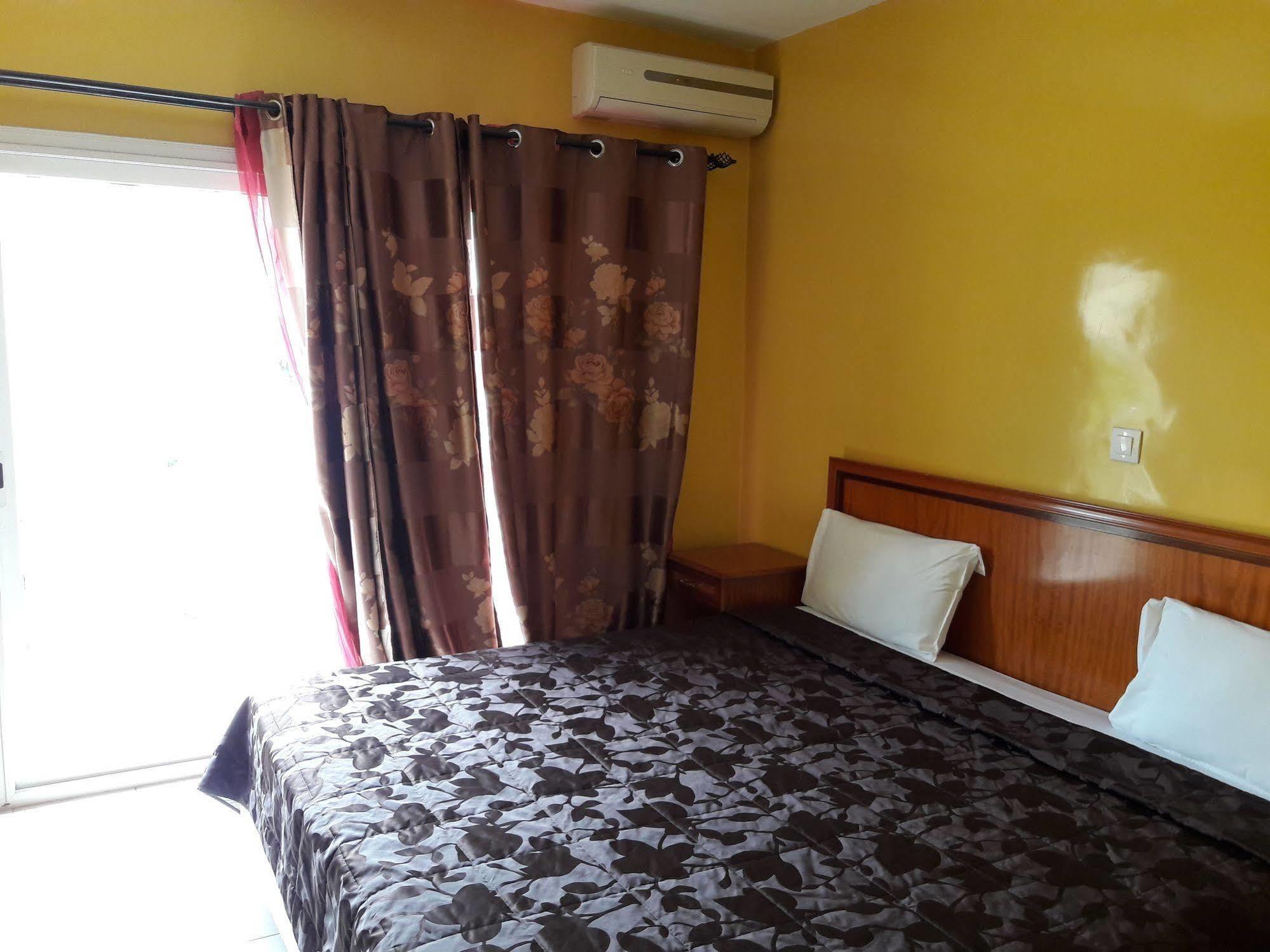 Residence De La Porte Du Millenaire 다카르 외부 사진